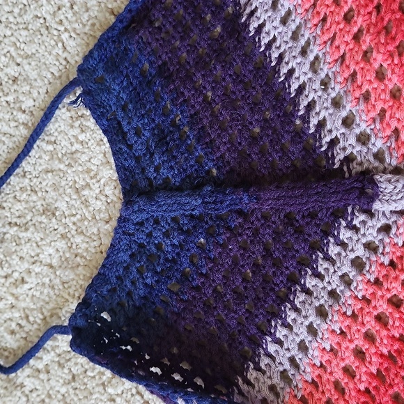 Crochet halter top - Picture 9 of 9